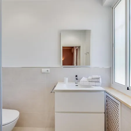 All About La Sirena Villa Marbella